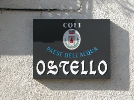 Cartello ostello di Coli (16327 bytes)